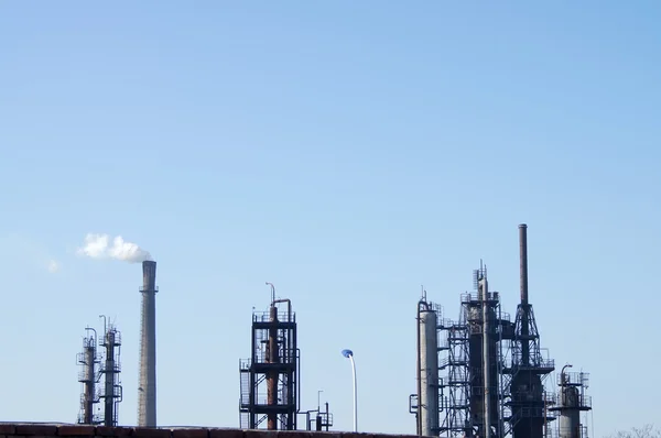 Chemical plant cooling tower — Stock Photo, Image