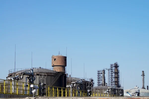 Oil storage tank — Stock Photo, Image