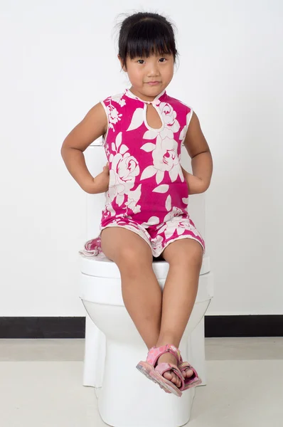 La toilette della bambina — Foto Stock