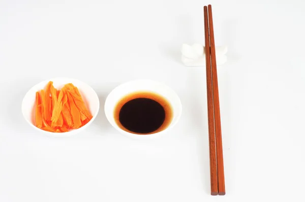 Chopsticks e pratos — Fotografia de Stock