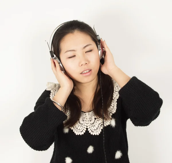 Woman singing — Stock Photo, Image