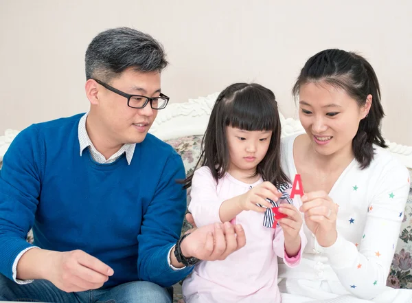 Mamma och pappa och dotter — Stockfoto