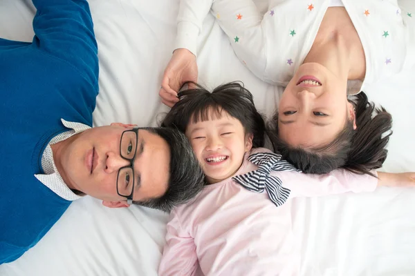 Young parents and daughter — Stock Photo, Image