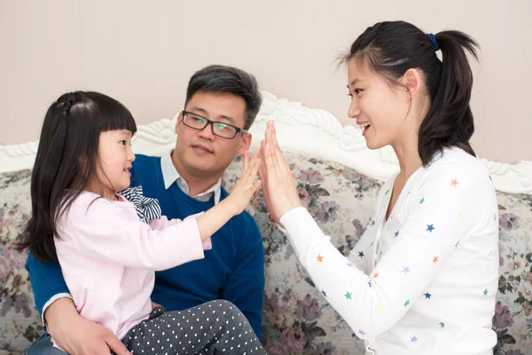 Familia de tres — Foto de Stock