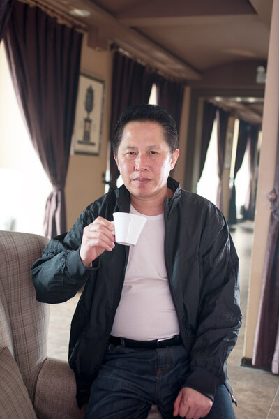 Мужчины средних лет
