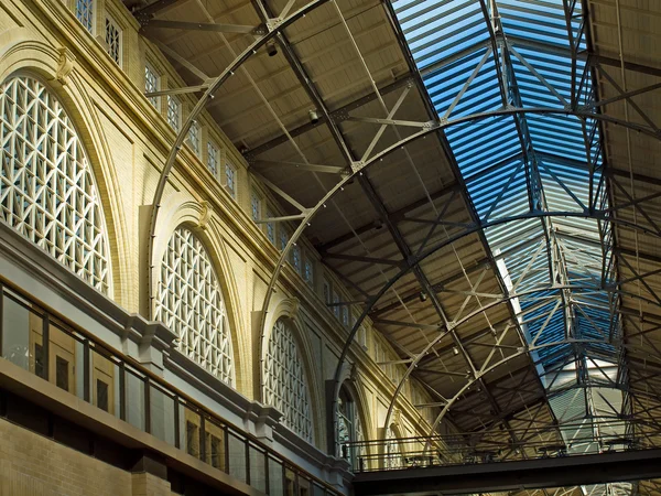 Blick in das Innere des Fährgebäudes in San Francisco ca usa — Stockfoto