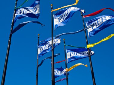 Pier 39 bayrakları san francisco