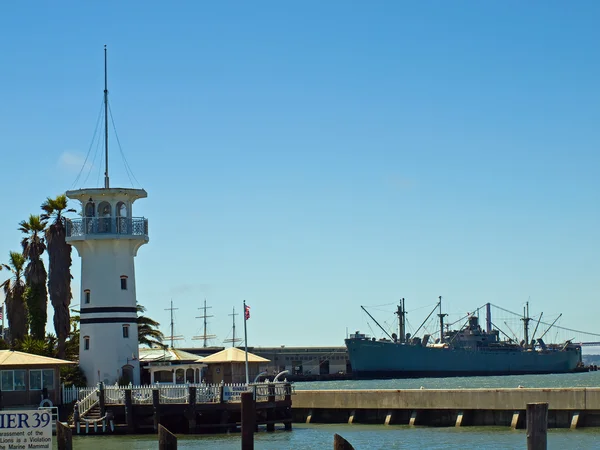 Pier 39 yılında san francisco Kaliforniya ABD Deniz fenerinde — Stok fotoğraf
