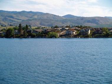 Göl chelan sahilde evleri washington ABD