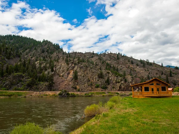 Wide Mountain River — Stock Photo, Image