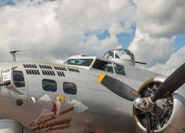 2 次世界大戦時代 b17 爆撃機 — ストック写真