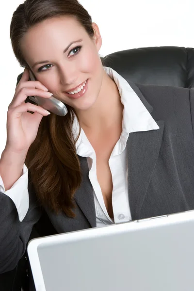 Affärskvinna i telefon — Stockfoto