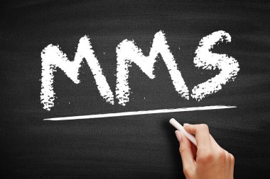 MMS Çokluortam Mesajlaşma Servisi - çokluortam içeriğini bir cep telefonuna, bir cep telefonu şebekesi üzerinden veya karatahta kısaltma metni üzerinden göndermenin standart yolu