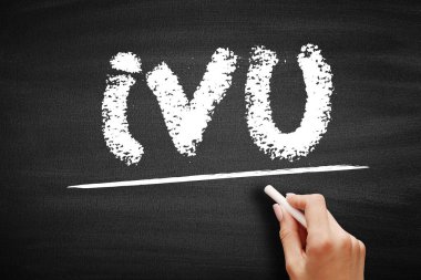 IVU intravenöz ürografi - İdrar yolunuzun röntgeni, karatahta kısaltma metni