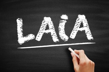 LAIA Latin Amerika Entegrasyon Derneği - ortak pazar alanındaki ekonomik entegrasyonu destekleyen hükümetler arası örgüt, kara tahta üzerindeki kısaltma metni