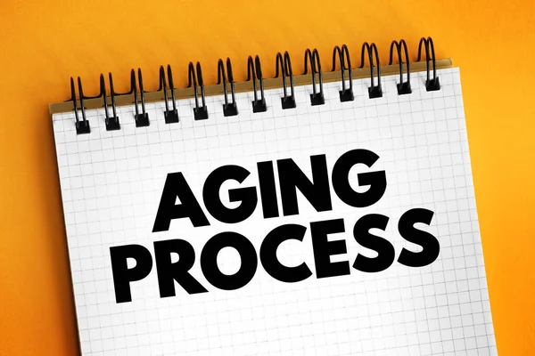 Διαδικασία Γήρανσης Σταδιακή Συνεχής Διαδικασία Φυσικής Αλλαγής Που Αρχίζει Στην — Φωτογραφία Αρχείου
