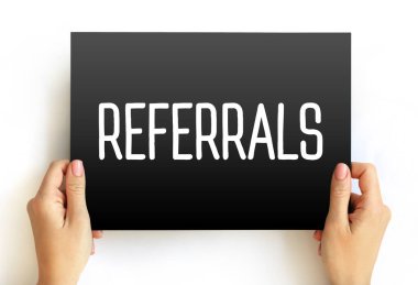 Kart üzerindeki REFERRALS metni, kavram arkaplanı