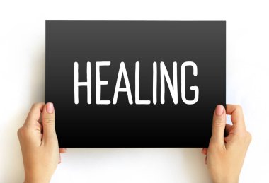 İyileşme - iyileşme süreci, bir kesik ya da diğer yaralanmadan sonra, kart üzerinde metin kavramı