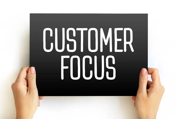 Customer Focus Strategy Puts Customers Center Business Decision Making Text — Fotografia de Stock