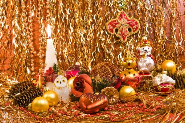 Yılbaşı ağacı süsleri