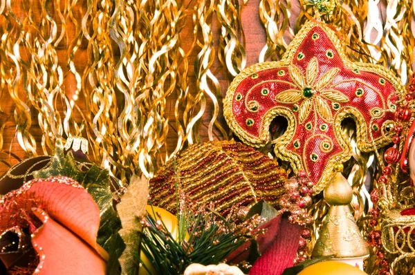 Yılbaşı ağacı süsleri