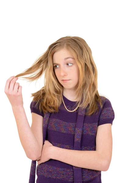 Fêmea criança chateada com o cabelo — Fotografia de Stock