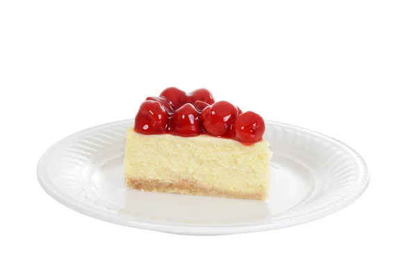 Geïsoleerde segment cherry cheesecake op plaat — Stockfoto