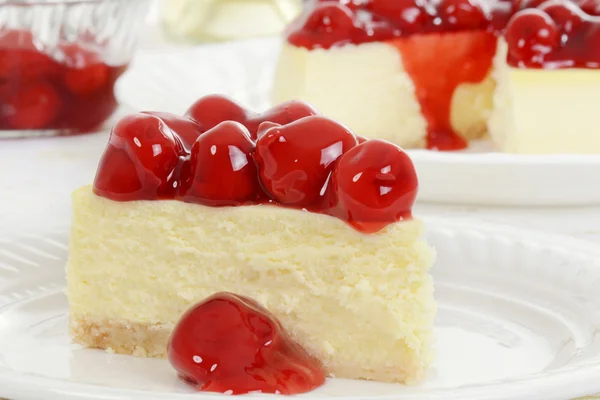 Macro cherry cheesecake — Stockfoto