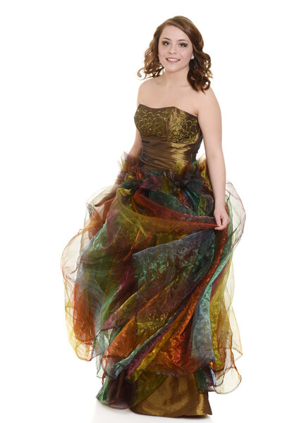 Девушка-подросток в вечернем платье
