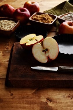 cut gala apple with ingredients