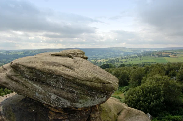 Blick über Täler von Brimham Rock — Stockfoto