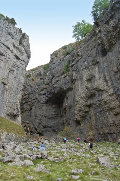 Gordale 瘢痕峡谷 — 图库照片