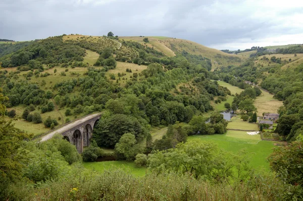 Monsal hlavní železniční viadukt — Stock fotografie