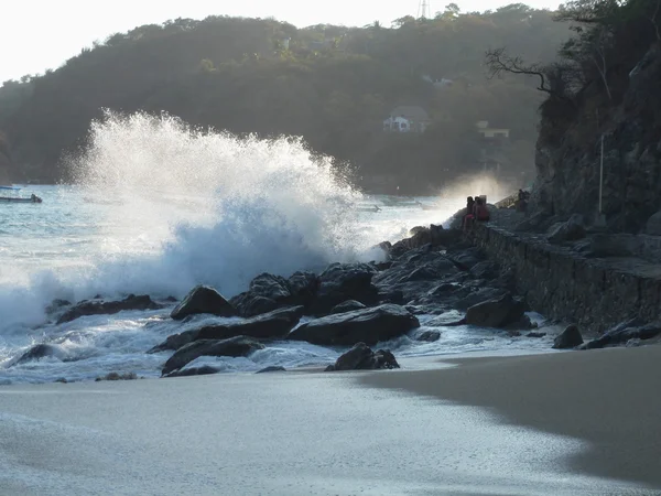 Mare che si schianta — Foto Stock