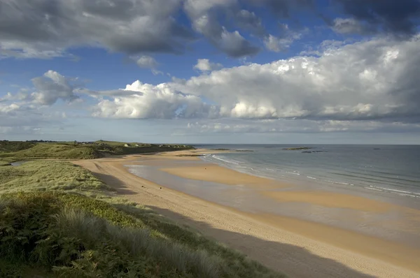 Embleton Bay from dunes — Stock Photo, Image