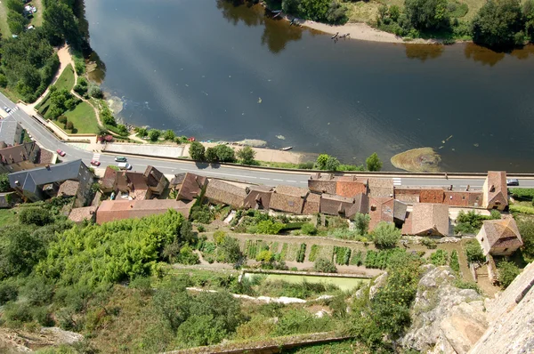 Dordogne over the edge from Chateau Beynac — Stock Photo, Image