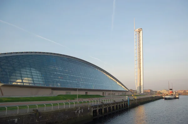 Centre des sciences tôt le matin — Photo