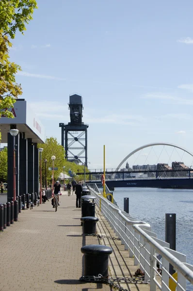 Clyde walkway — Stock Photo, Image