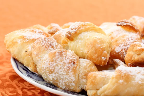 tatlı ekmek ruloları