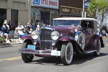 Duesenberg klasik otomobil