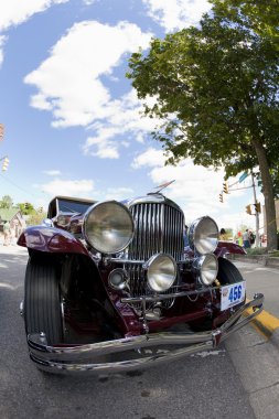 Duesenberg klasik otomobil