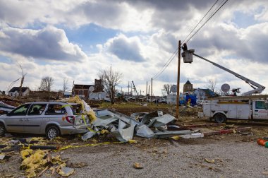 Kasırga sonrasında henryville, Indiana