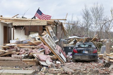 Kasırga sonrasında henryville, Indiana