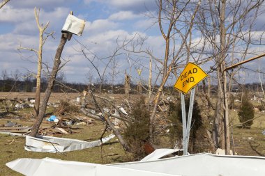 Kasırga sonrasında henryville, Indiana