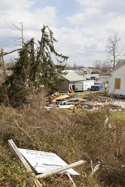 Tornado aftermath di Henryville, Indiana — Stok Foto