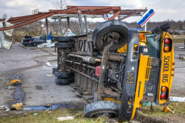 Repercusiones del tornado en Henryville, Indiana —  Fotos de Stock