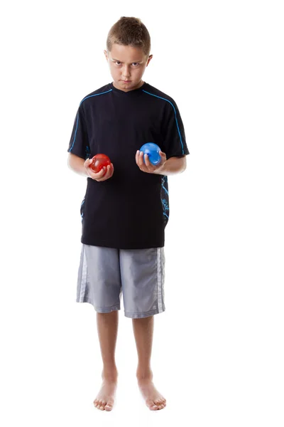 Chłopiec z balonami z wodą — Zdjęcie stockowe