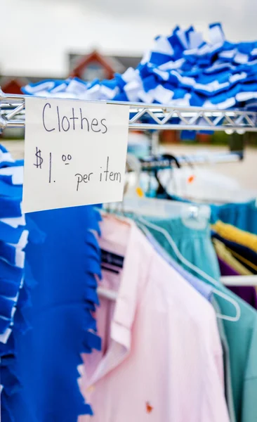 Garage sale — Stock Photo, Image