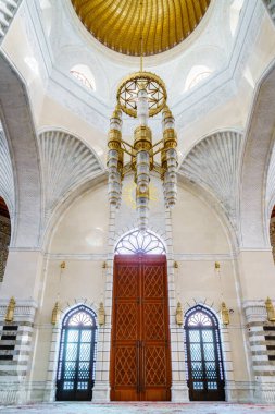 4 Aralık 2016, Muscat, Umman: Muscat, Umman 'daki Cami Muhammed el-Amin' deki namaz salonuna giriş