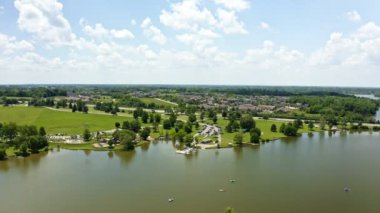 Lexington, Kentucky 'deki Jacobson Park Gölü' nün hava görüntüsü.